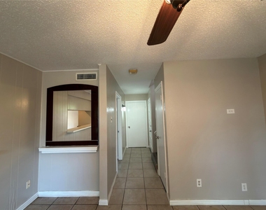 358 Valley Park Drive - Photo Thumbnail 9