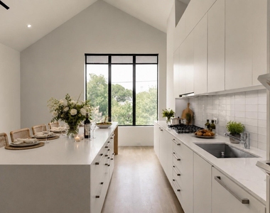 1504 Burlew Street - Photo Thumbnail 4