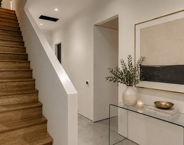 1504 Burlew Street - Photo Thumbnail 6