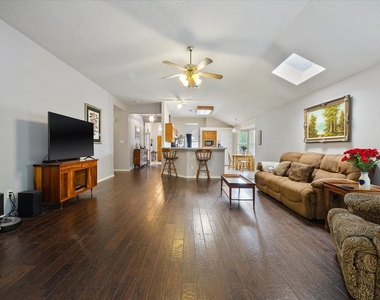 1023 High Cotton Lane - Photo Thumbnail 14