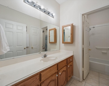 1023 High Cotton Lane - Photo Thumbnail 23