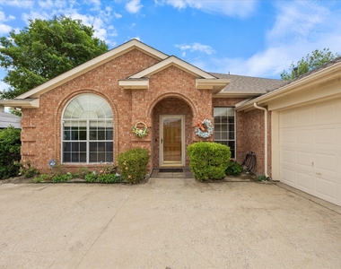 1023 High Cotton Lane - Photo Thumbnail 2