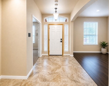 1114 Hidden Creek Drive - Photo Thumbnail 25