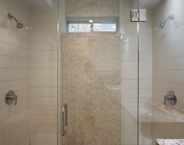 4319 Cabell Drive - Photo Thumbnail 20