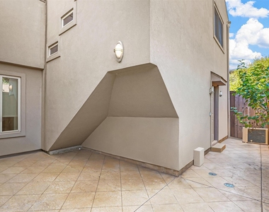 4319 Cabell Drive - Photo Thumbnail 34