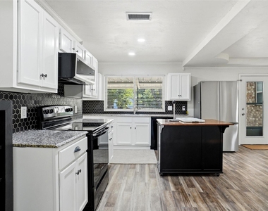 129 Mountain View Drive - Photo Thumbnail 5