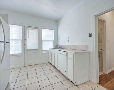 5407 Worth Street - Photo Thumbnail 6