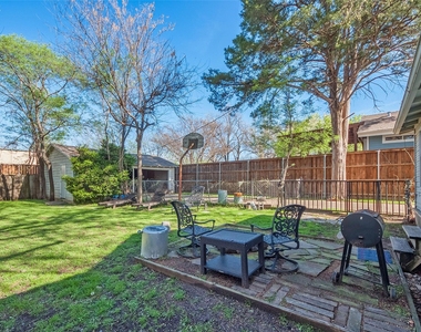 5407 Worth Street - Photo Thumbnail 16