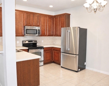 2918 Durango Place - Photo Thumbnail 6