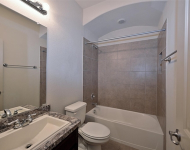 5921 Comanche Peak Drive - Photo Thumbnail 24