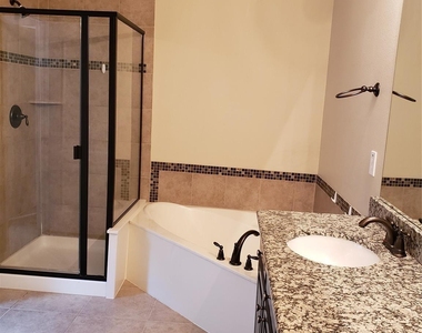 4153 Comanche Drive - Photo Thumbnail 4