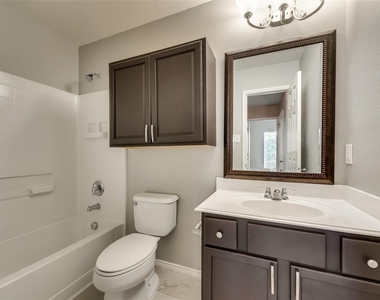 206 Spruce Trail - Photo Thumbnail 14