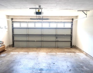 4915 S Prairieview Court - Photo Thumbnail 38