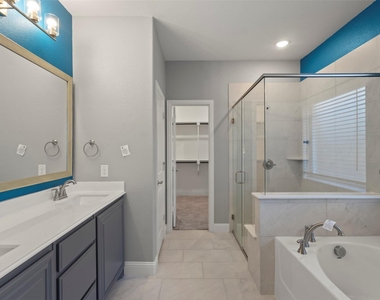 3905 Holly Springs Lane - Photo Thumbnail 13