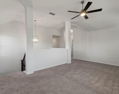 3905 Holly Springs Lane - Photo Thumbnail 22