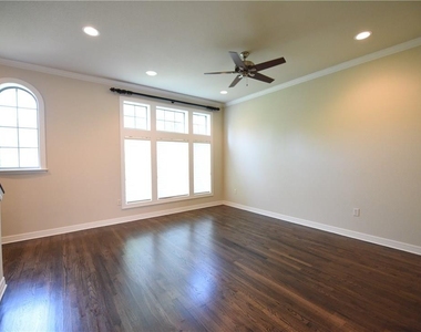 6269 Oram Street - Photo Thumbnail 15
