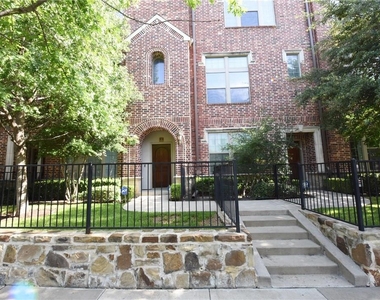 6269 Oram Street - Photo Thumbnail 1