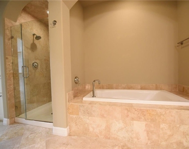6269 Oram Street - Photo Thumbnail 18