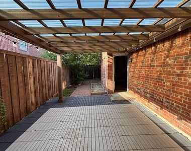 12236 Foothill Lane - Photo Thumbnail 7