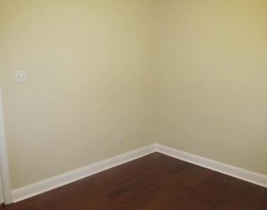 4024 Eric Drive - Photo Thumbnail 17