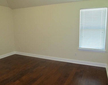 4024 Eric Drive - Photo Thumbnail 14