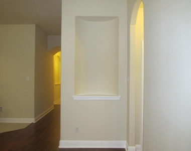 4024 Eric Drive - Photo Thumbnail 12