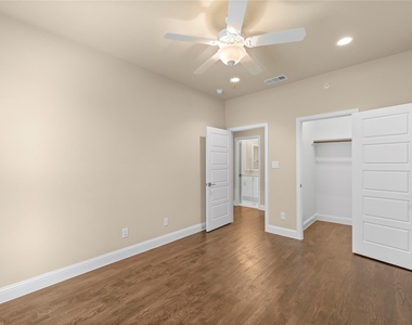 2952 Sheridan Drive - Photo Thumbnail 22