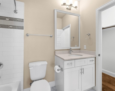 2952 Sheridan Drive - Photo Thumbnail 10