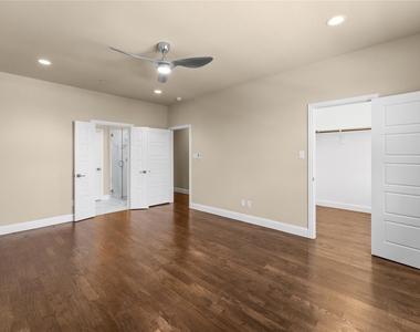 2952 Sheridan Drive - Photo Thumbnail 18