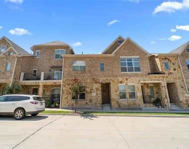 2952 Sheridan Drive - Photo Thumbnail 31