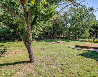 1104 Julie Street - Photo Thumbnail 35
