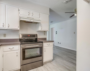 1104 Julie Street - Photo Thumbnail 21