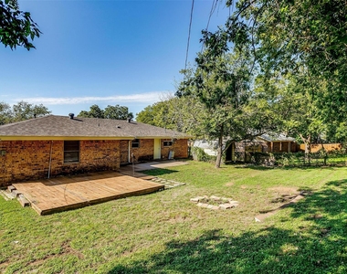 1104 Julie Street - Photo Thumbnail 37