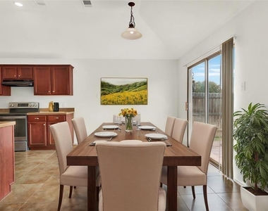 4204 Enchanted Rock Lane - Photo Thumbnail 3
