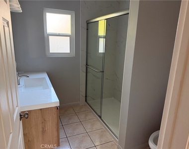 8734 Duarte Avenue - Photo Thumbnail 10