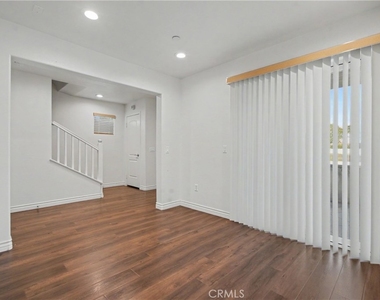 201 N Azusa Avenue - Photo Thumbnail 2