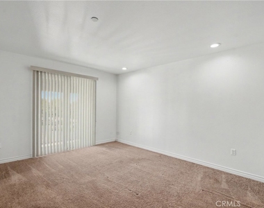 201 N Azusa Avenue - Photo Thumbnail 12