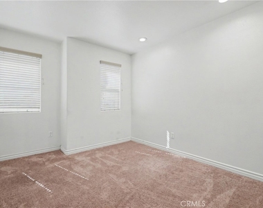 201 N Azusa Avenue - Photo Thumbnail 16