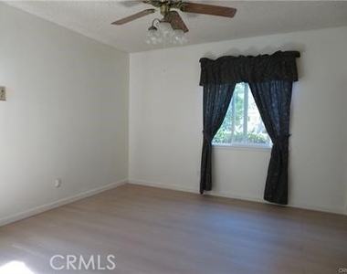 6522 Oak Avenue - Photo Thumbnail 9