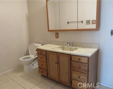 6522 Oak Avenue - Photo Thumbnail 12