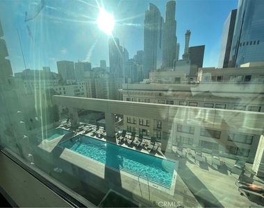 400 S Broadway - Photo Thumbnail 9