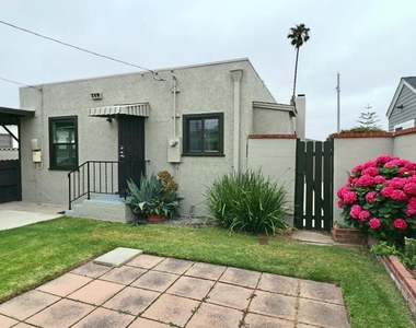 625 Palm Drive - Photo Thumbnail 10