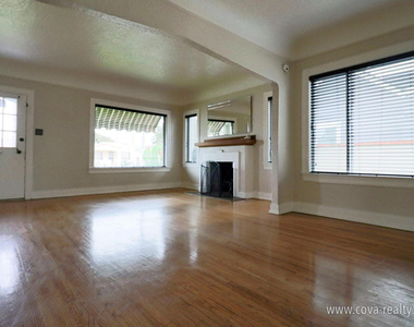 625 Palm Drive - Photo Thumbnail 2