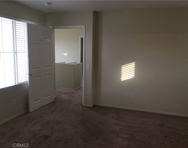 12833 Sunrose Court - Photo Thumbnail 8