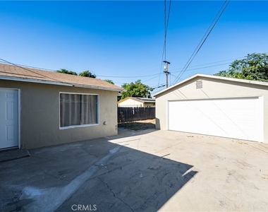 902 S Hope - Photo Thumbnail 19