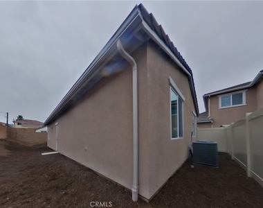 1735 Lorraine Drive - Photo Thumbnail 14