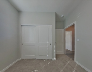 1734 Lorraine Drive - Photo Thumbnail 10