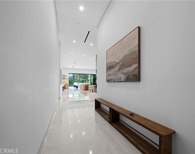 12507 Miranda - Photo Thumbnail 12
