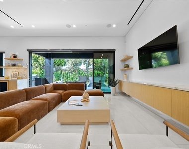 12507 Miranda - Photo Thumbnail 21