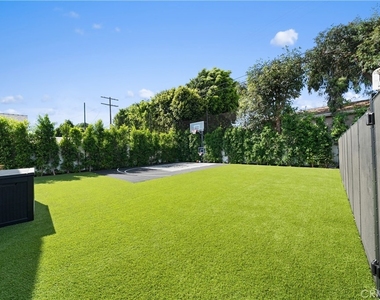 12507 Miranda - Photo Thumbnail 61